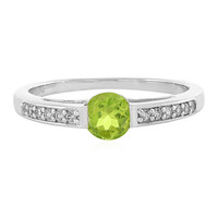 Zilveren ring met een peridoot