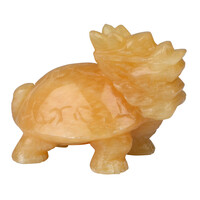 Figuur met een Oranje Calciet (Lapis Vitalis)