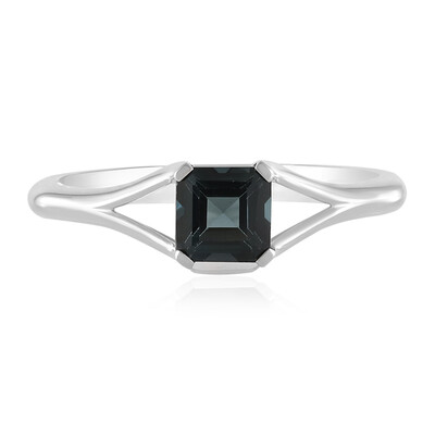 Zilveren ring met een Londen-blauwe topaas