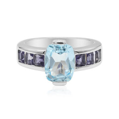 Zilveren ring met een hemel-blauwe topaas