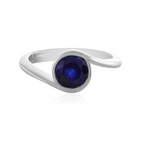 Zilveren ring met een Madagaskar Blauwe Saffier