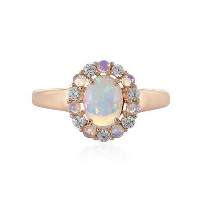 Zilveren ring met een Welo-opaal