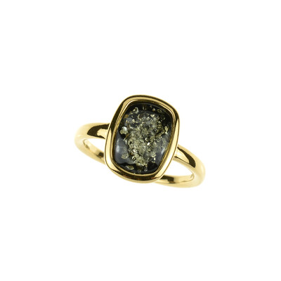 Zilveren ring met een Baltische barnsteen (dagen)