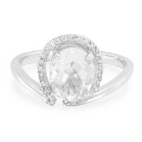 Zilveren ring met een petaliet