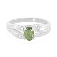 Zilveren ring met een Russische apatiet