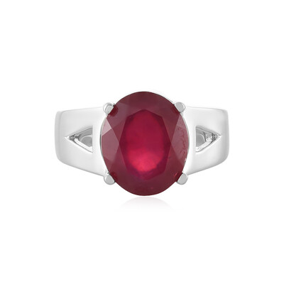 Zilveren ring met een Madagaskar Robijn