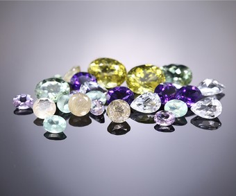 Edelstenen-sieraden-met-certificaat