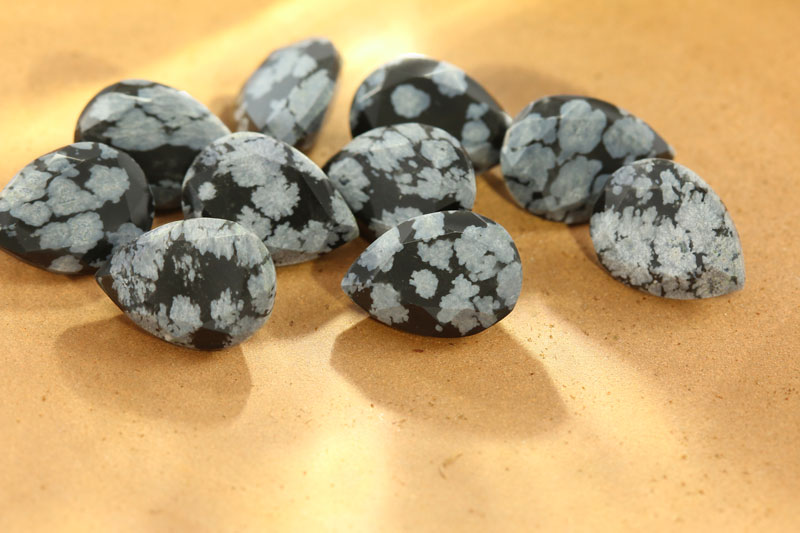 Obsidiaan | Edelstenen van A-Z bij Juwelo